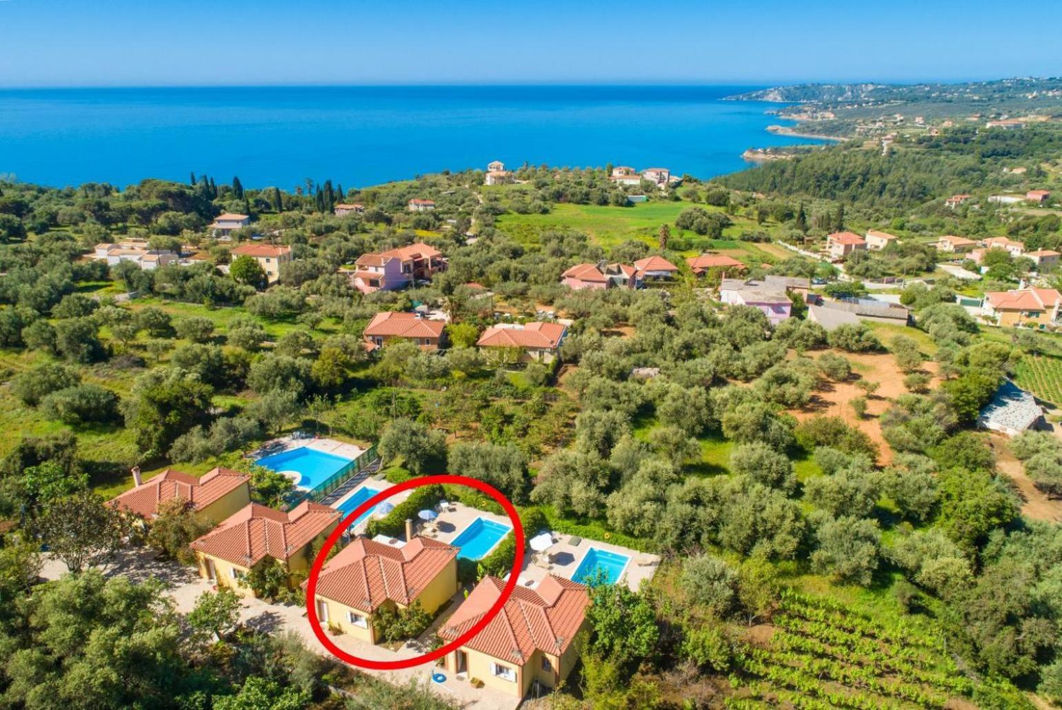 Villa Russa Anna Vlachata Bagian luar foto